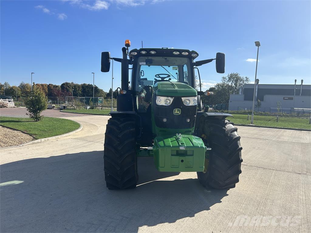 John Deere 6R185 Traktorit