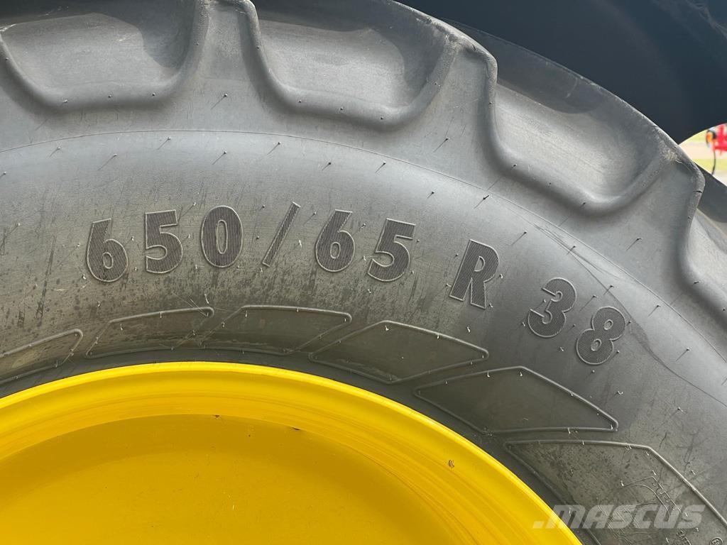 John Deere 6R185 Traktorit