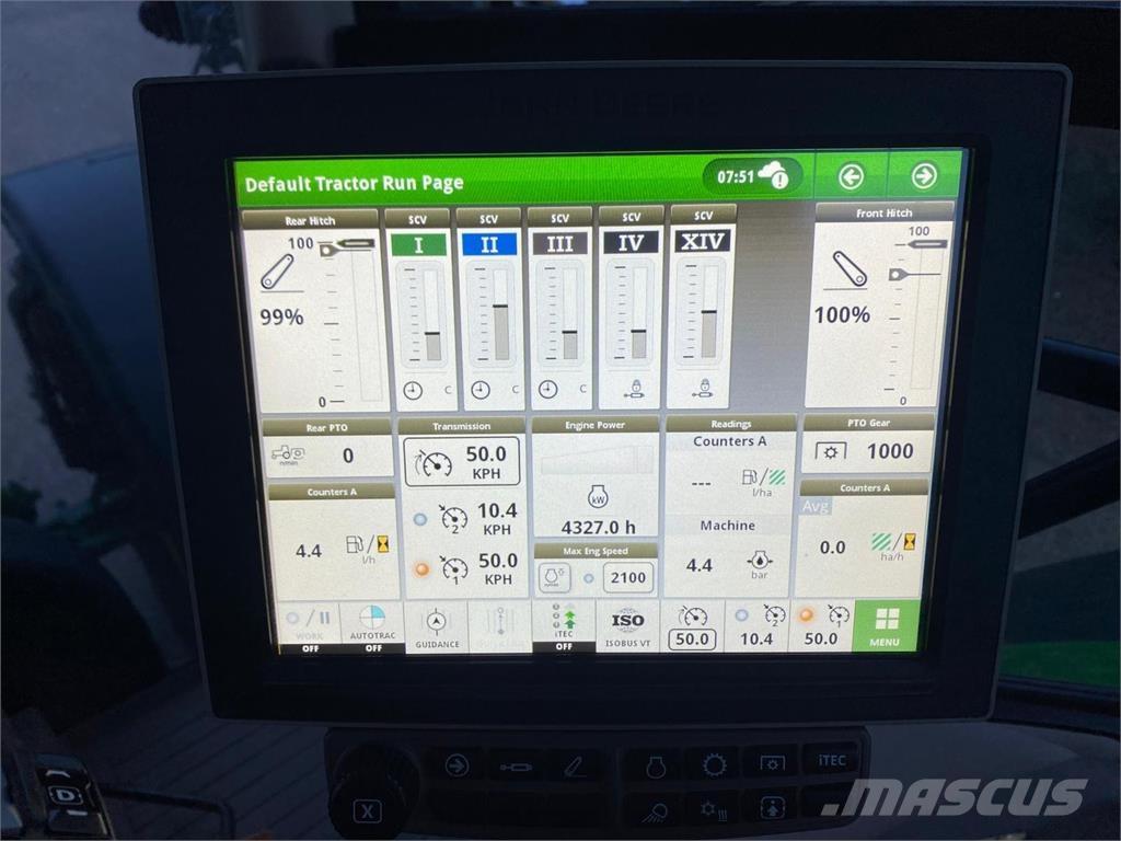 John Deere 6R215 Traktorit