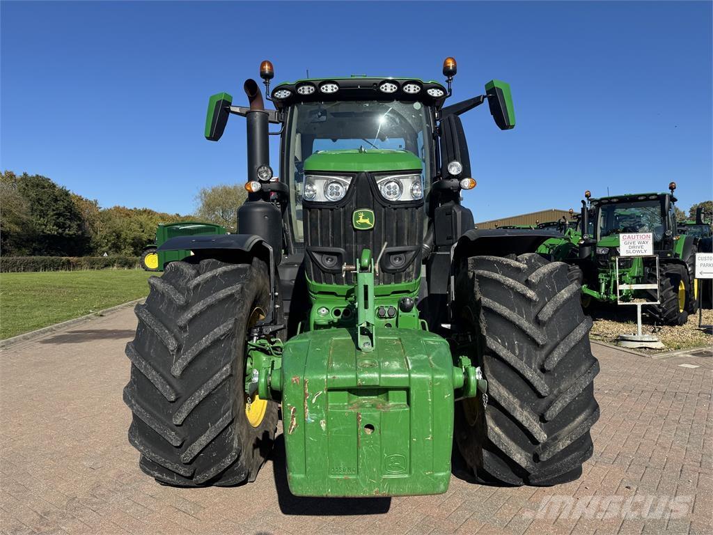 John Deere 6R250 Traktorit