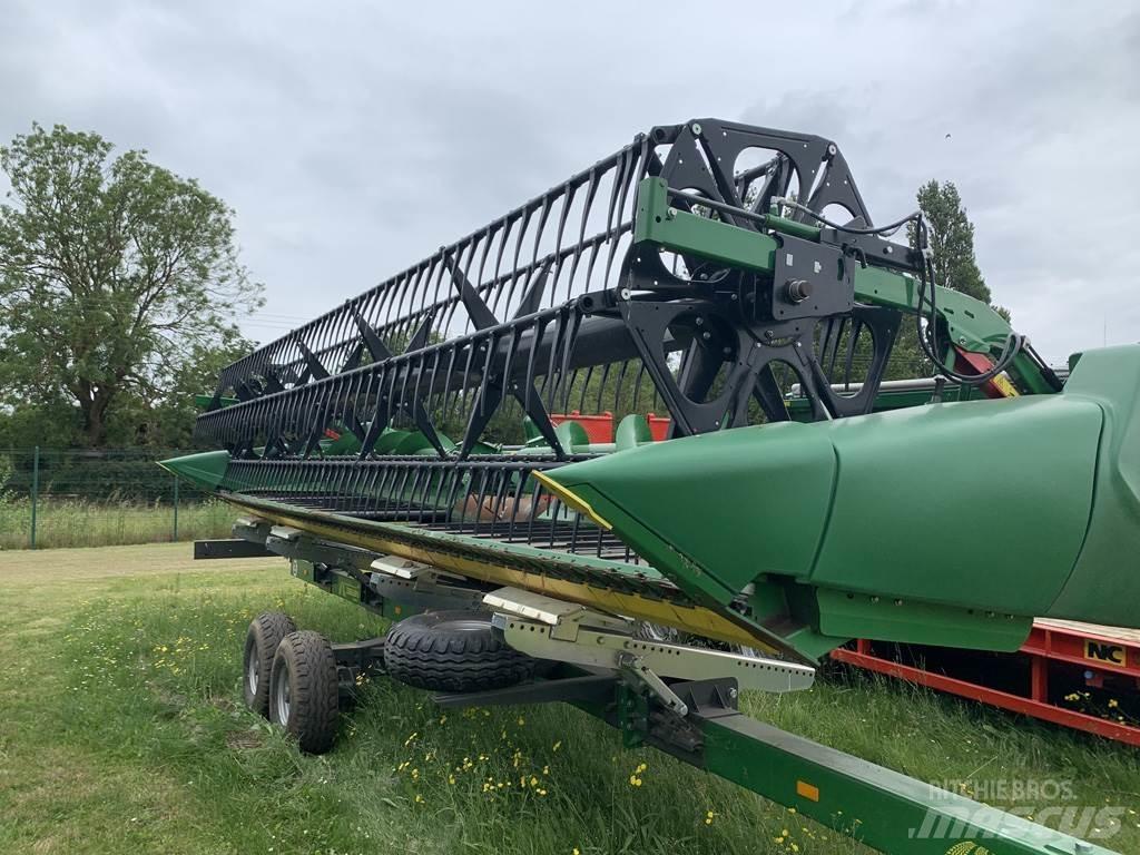 John Deere 725D Leikkuupuimurit