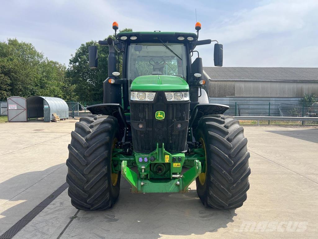 John Deere 7310R Traktorit