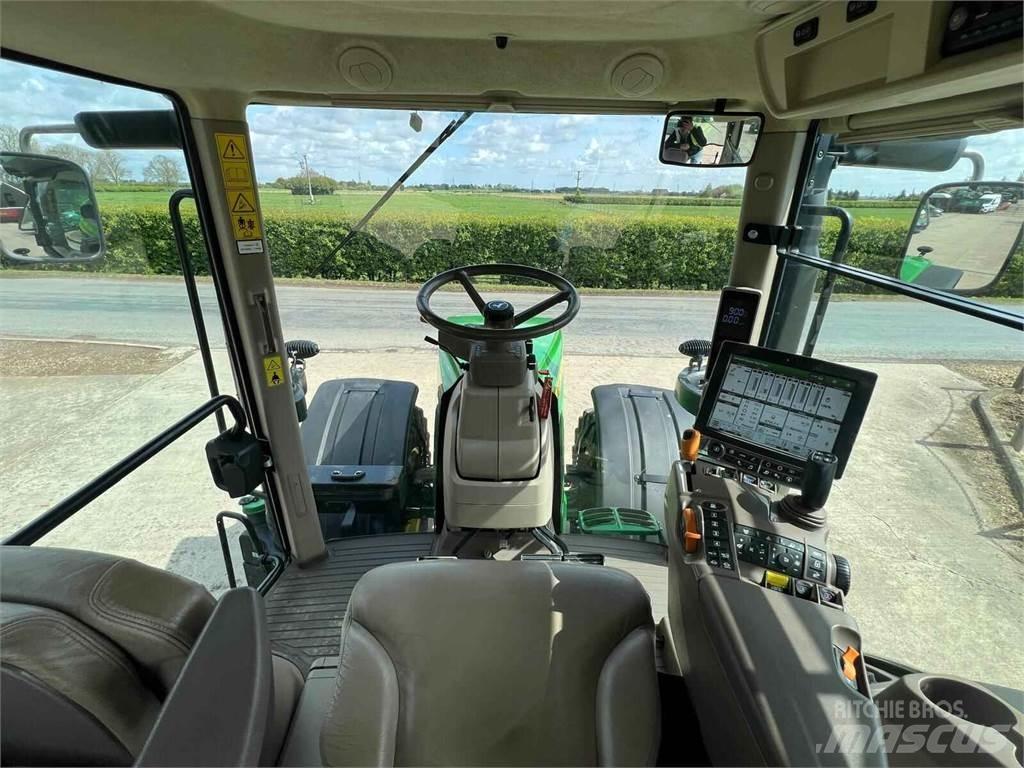 John Deere 7310R Traktorit