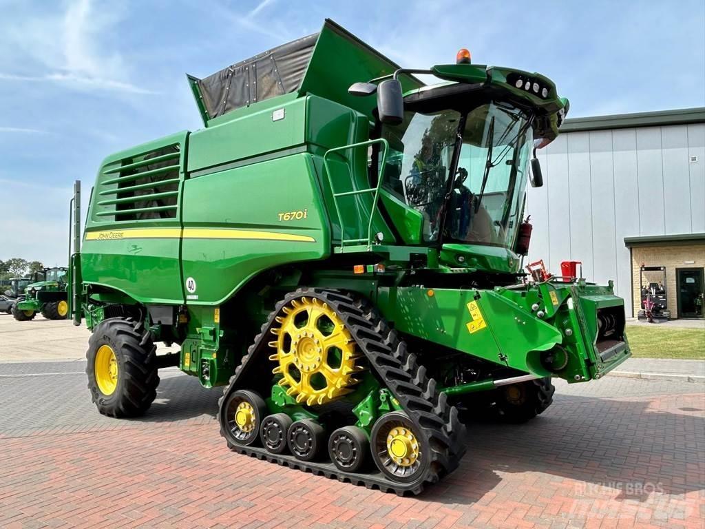 John Deere T670 Leikkuupuimurit