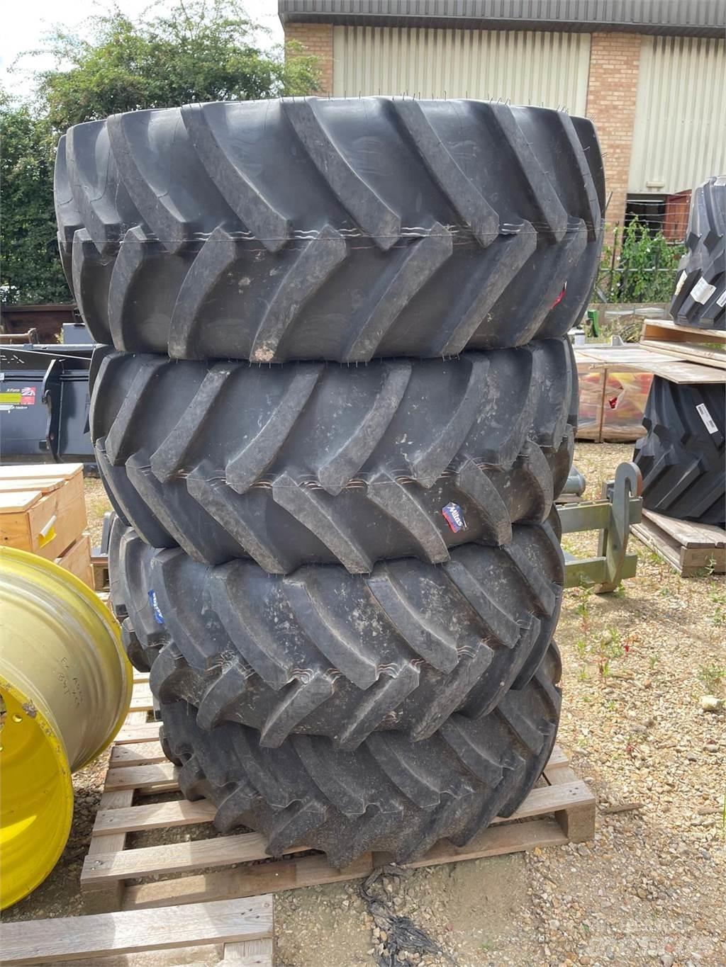 John Deere TYRES Muut maatalouskoneet