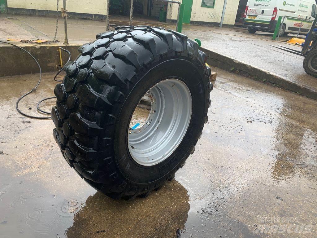 Kramer 500/70R24 Renkaat ja vanteet