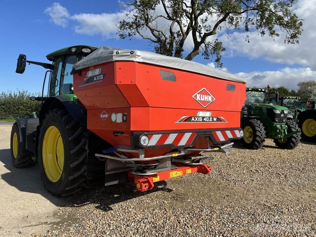 Kuhn 40.2W Lannoitteenlevittimet