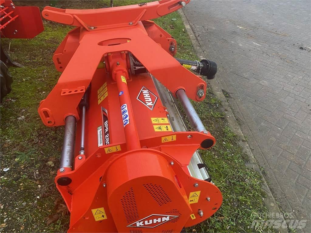 Kuhn BPR280 RH Kesantoleikkurit ja -murskaimet