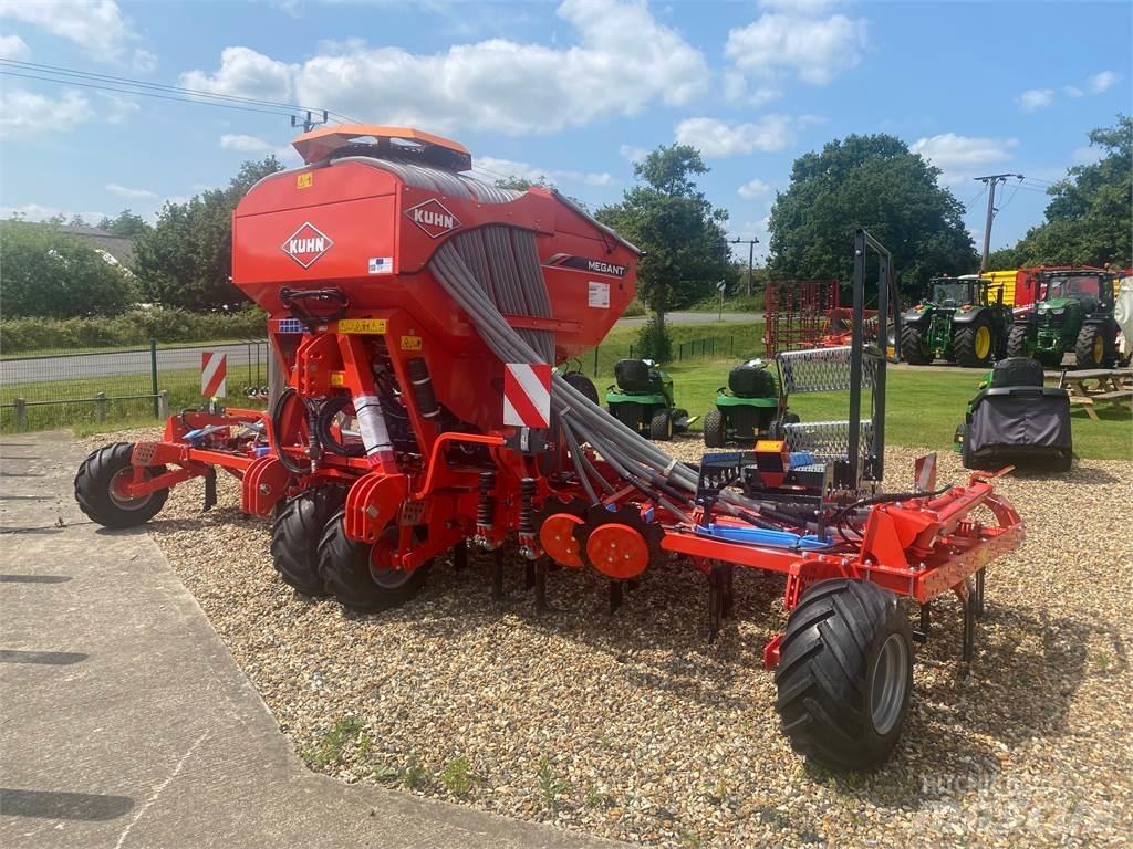 Kuhn MEGANT 602R Kylvökoneet