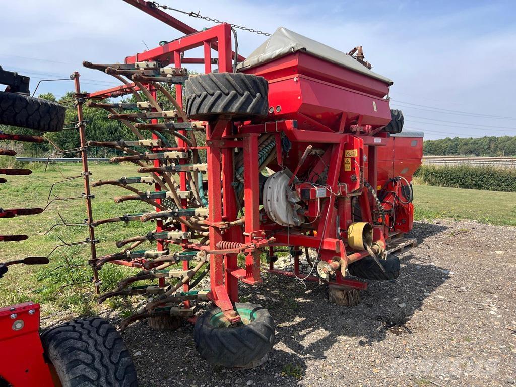 Kverneland TS 480 Kylvökoneet