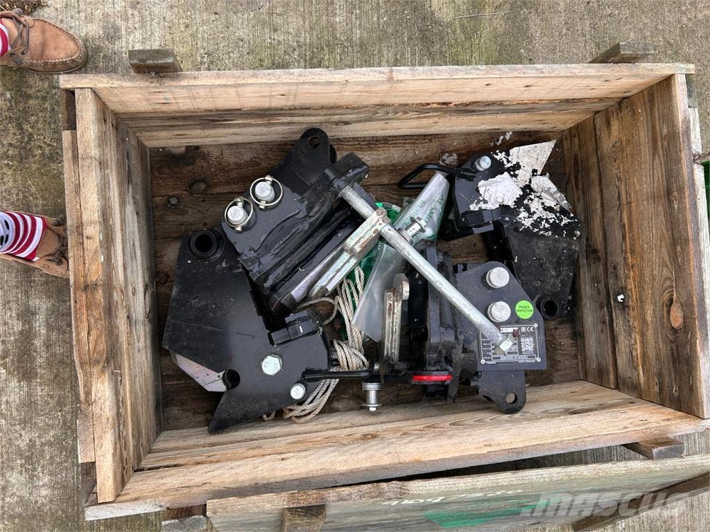 McConnel BRACKETS Maatalouskurottajat