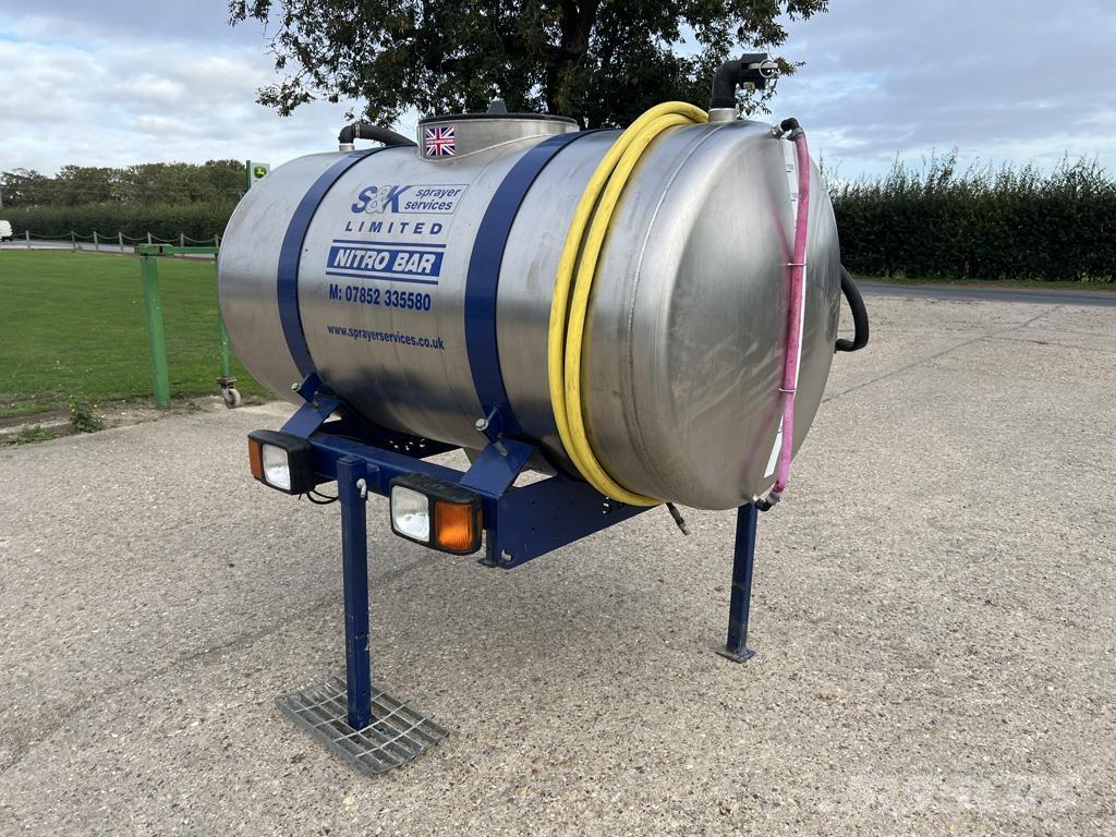  NITRO BAR Lannoitteenlevittimet