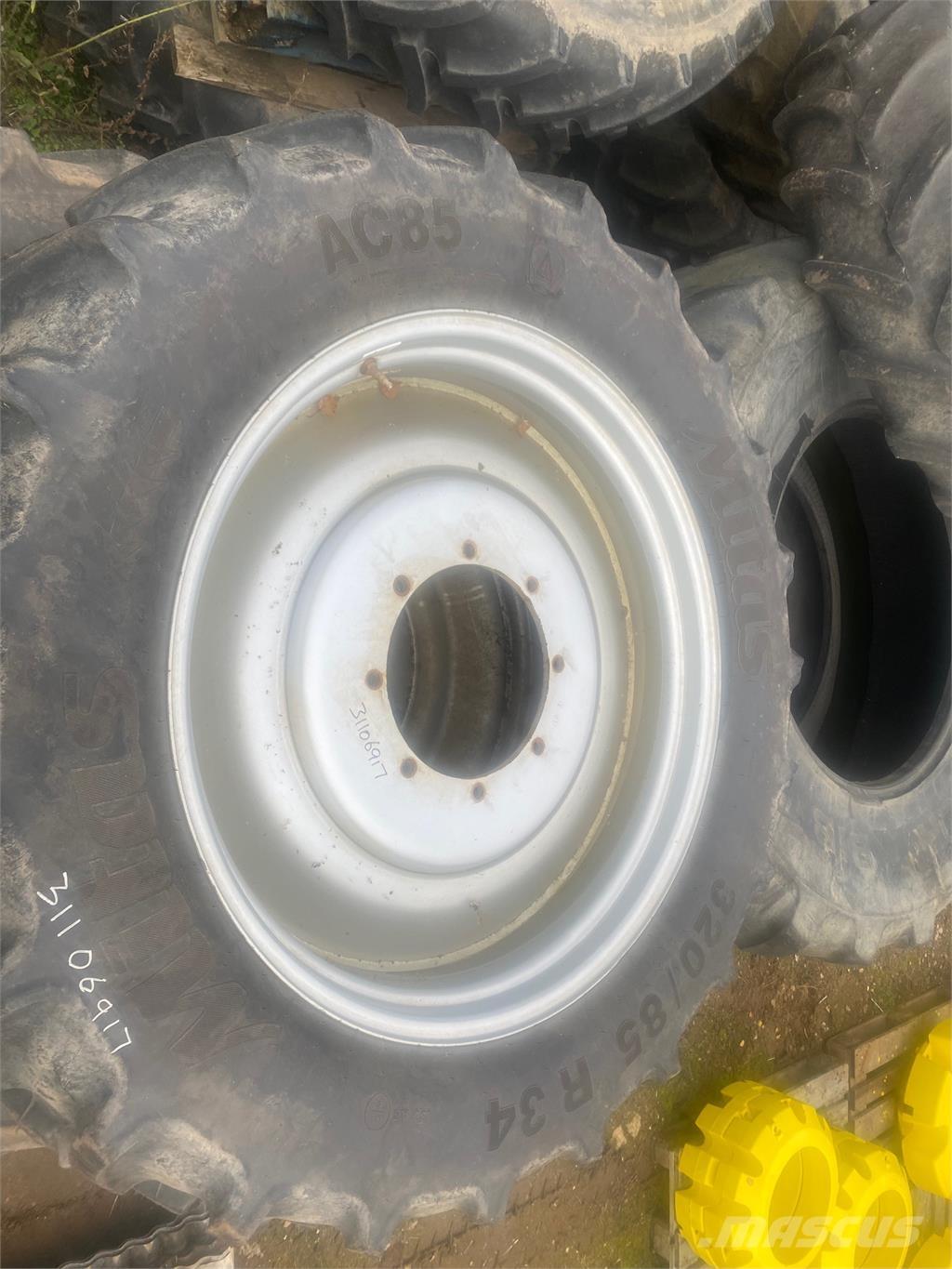  ROW CROP Renkaat ja vanteet