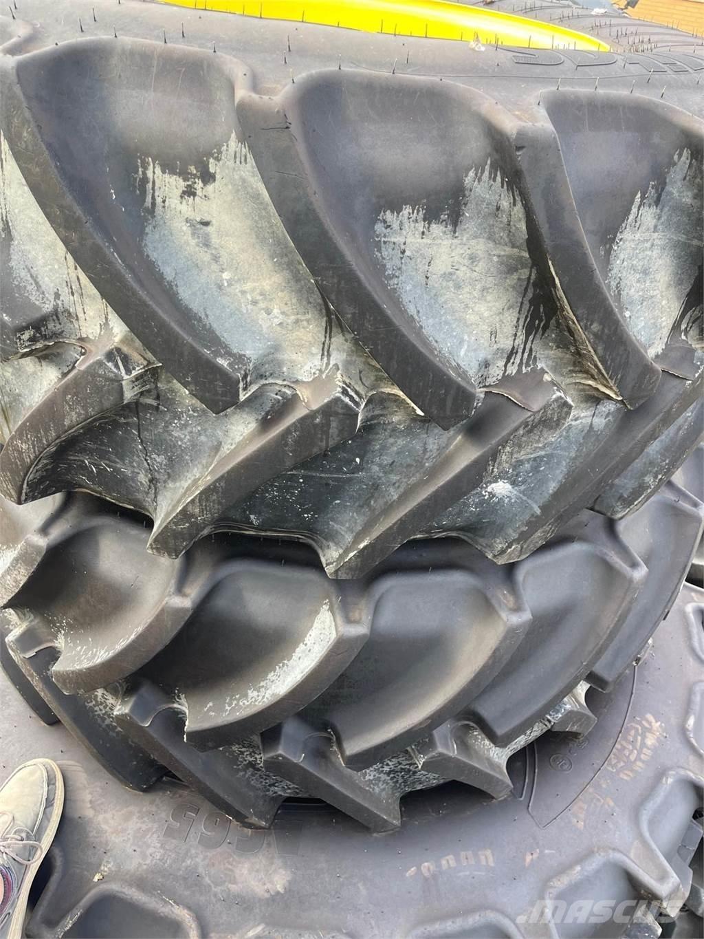 WHEELS Renkaat ja vanteet