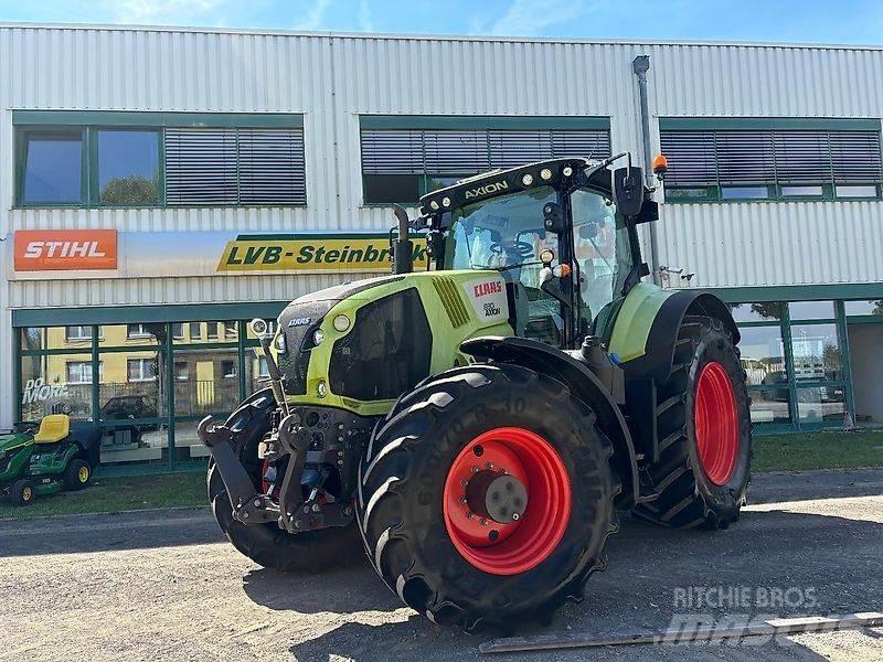 CLAAS Axion 830 Traktorit