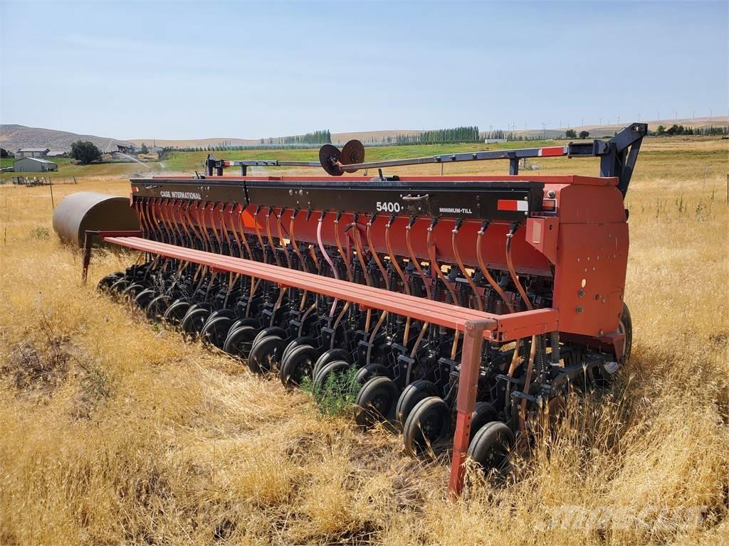 CASE 5400 Muut kylvö- ja istutuskoneet sekä lisävarusteet