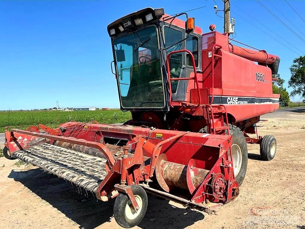 Case IH 1660 Leikkuupuimurit