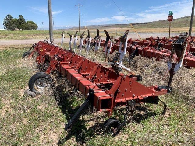 Case IH 1820 Riviväliharat