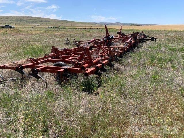 Case IH 4300 Tasausäkeet ja lanat