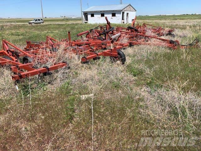 Case IH 4300 Tasausäkeet ja lanat