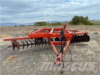 Case IH RPW Kiekkomultaimet ja lautasäkeet