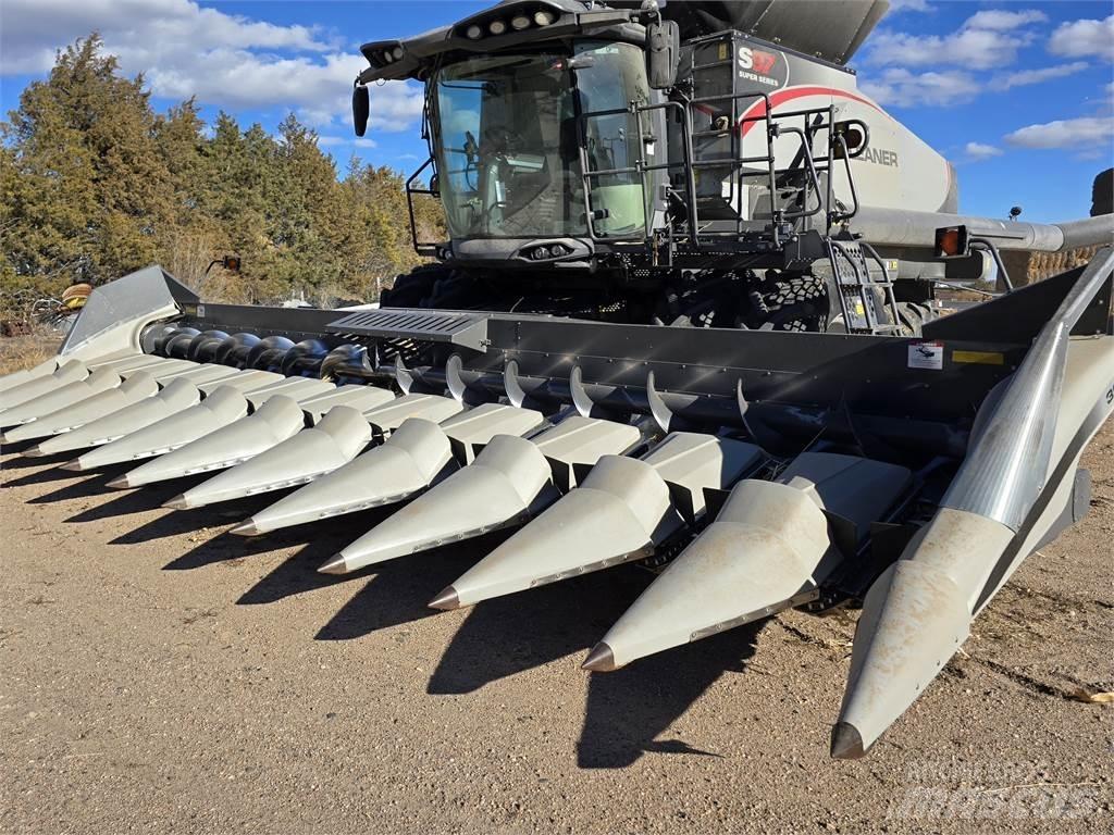 Gleaner 3000 Leikkuupuimurit