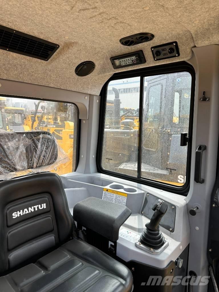 Shantui DH 13 Telaketjupuskutraktorit