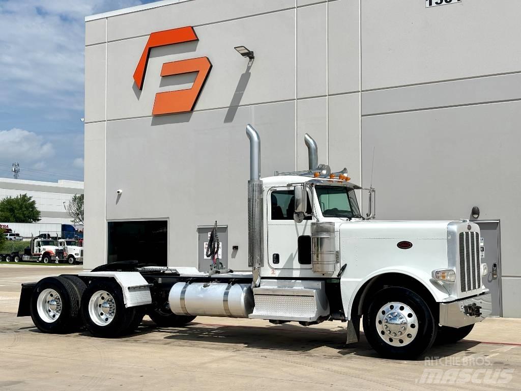 Peterbilt 389 Vetopöytäautot