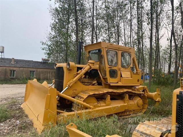 CAT D7G Telaketjupuskutraktorit