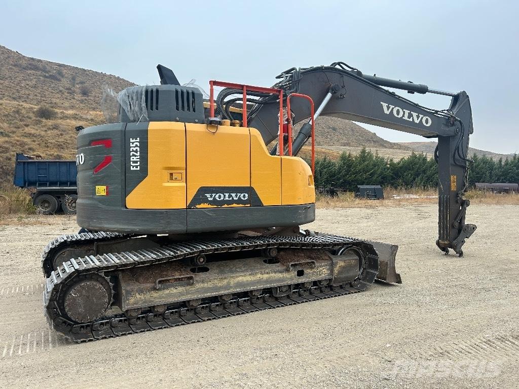 Volvo ECR 235 E Telakaivukoneet