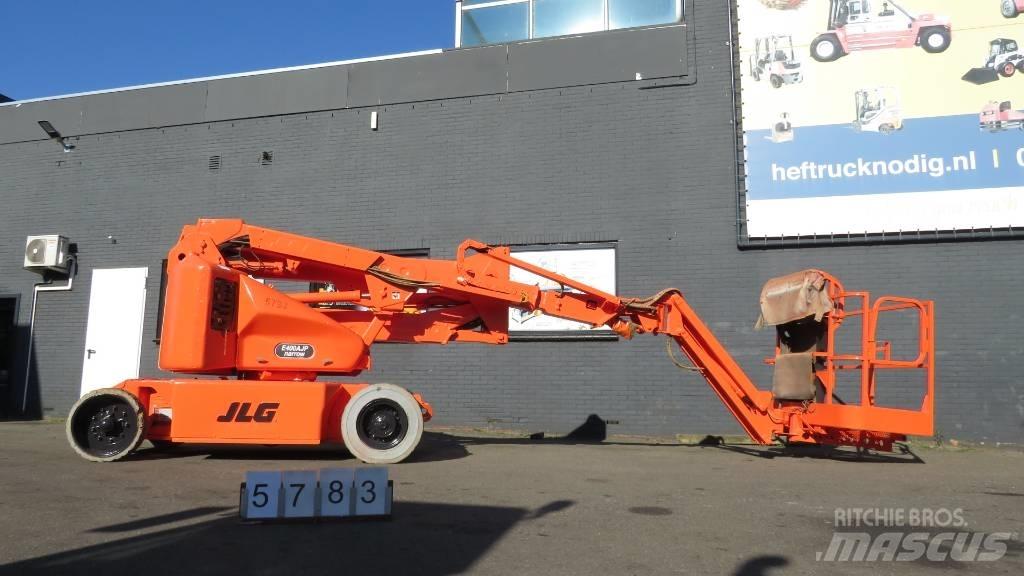 JLG E400AJPN Kuukulkijat