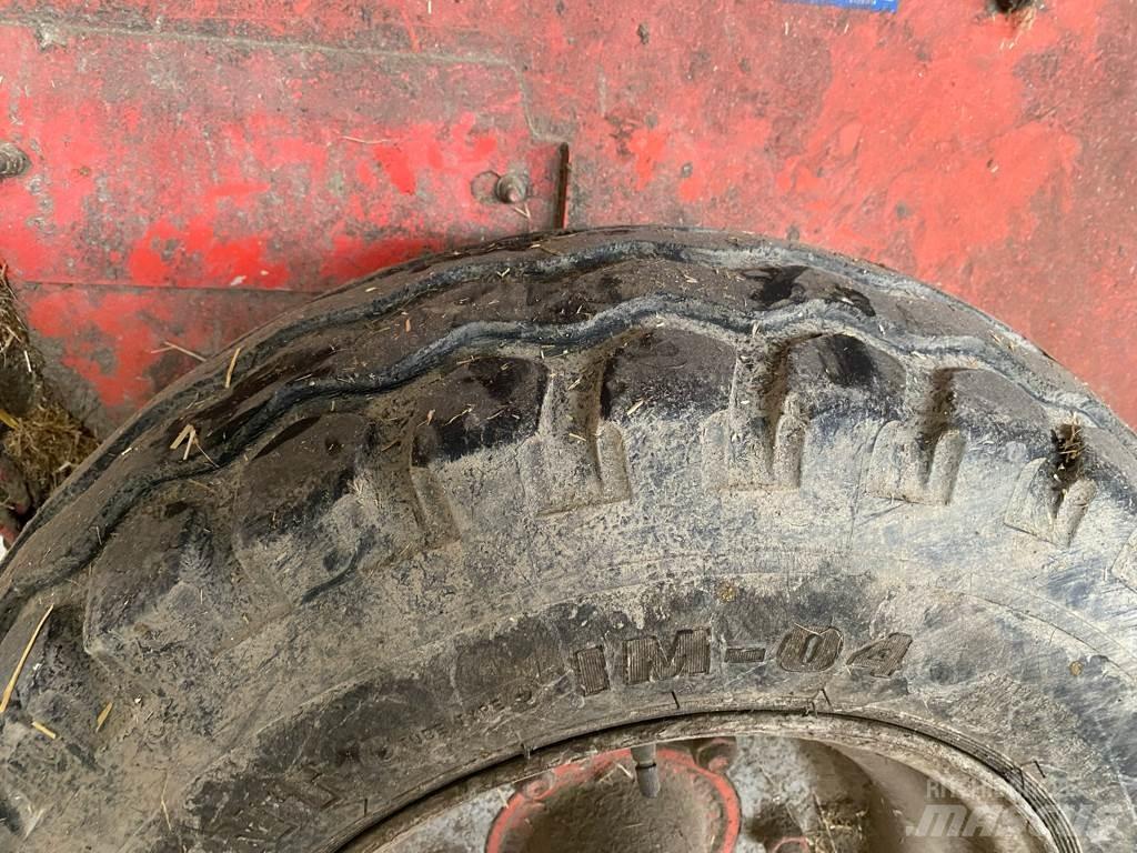 Kuhn Primor 3560 Säiliörehun purkulaitteet