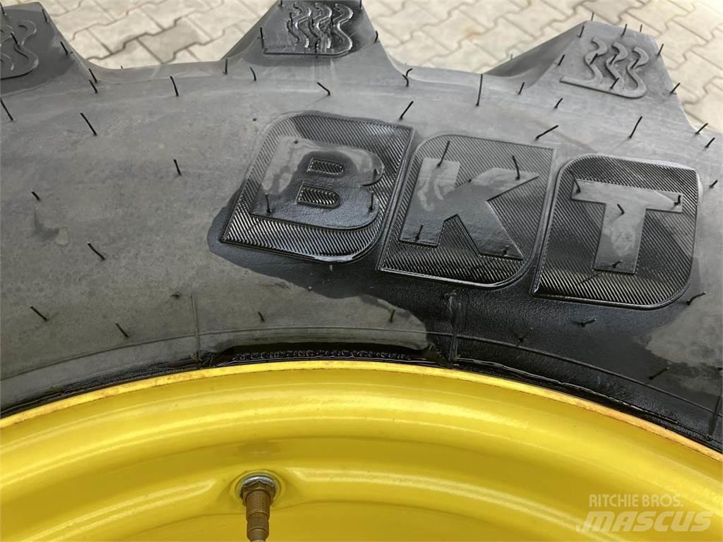 BKT 480/65R28 Renkaat ja vanteet