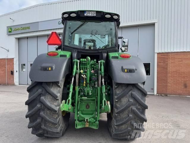 John Deere 6250 R Traktorit