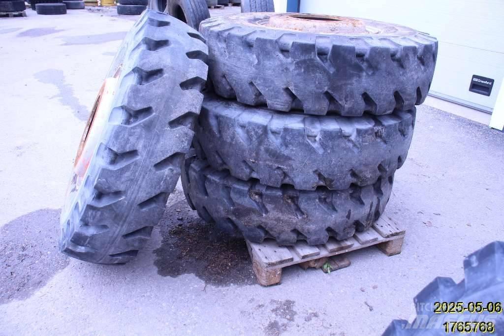 Michelin XMINED2 Renkaat ja vanteet