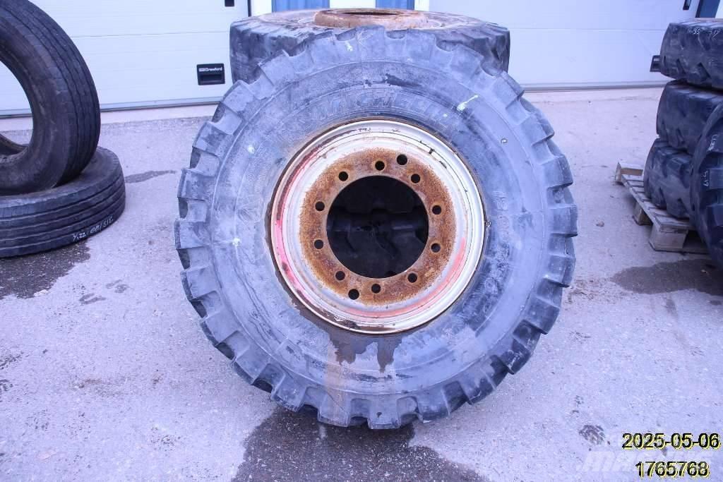 Michelin XMINED2 Renkaat ja vanteet