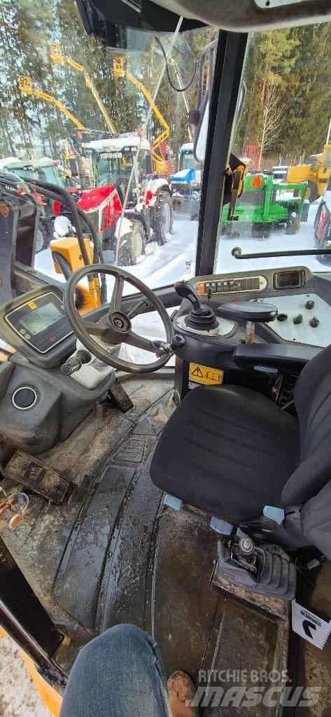 JCB 426 Pyöräkuormaajat
