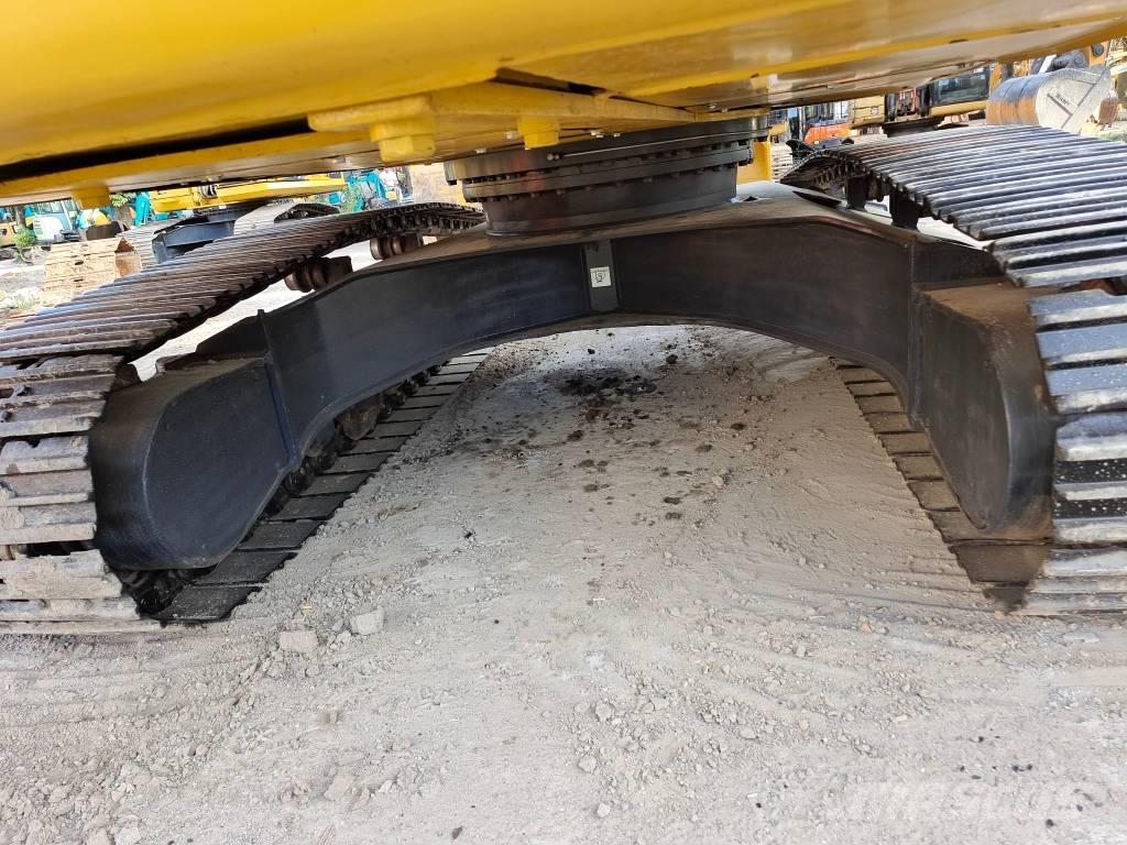 Komatsu PC 220-8 Telakaivukoneet