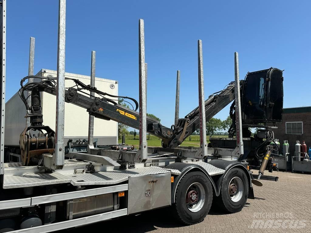 Loglift 140ST 96 + Cab Puutavaranosturit