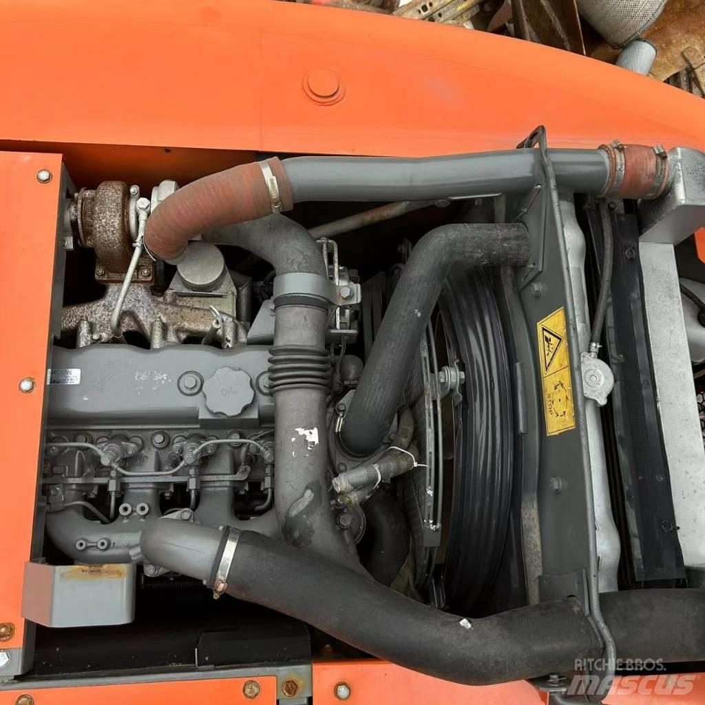 Hitachi ZX 120 Telakaivukoneet