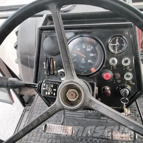 Valtra Valmet 905 Traktorit