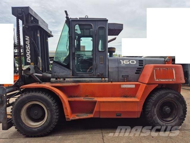 Doosan D 160 S-5 Dieseltrukit