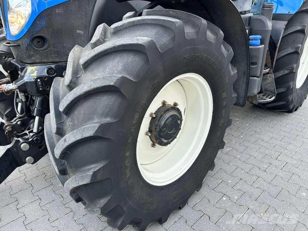 New Holland T 7.185 Traktorit