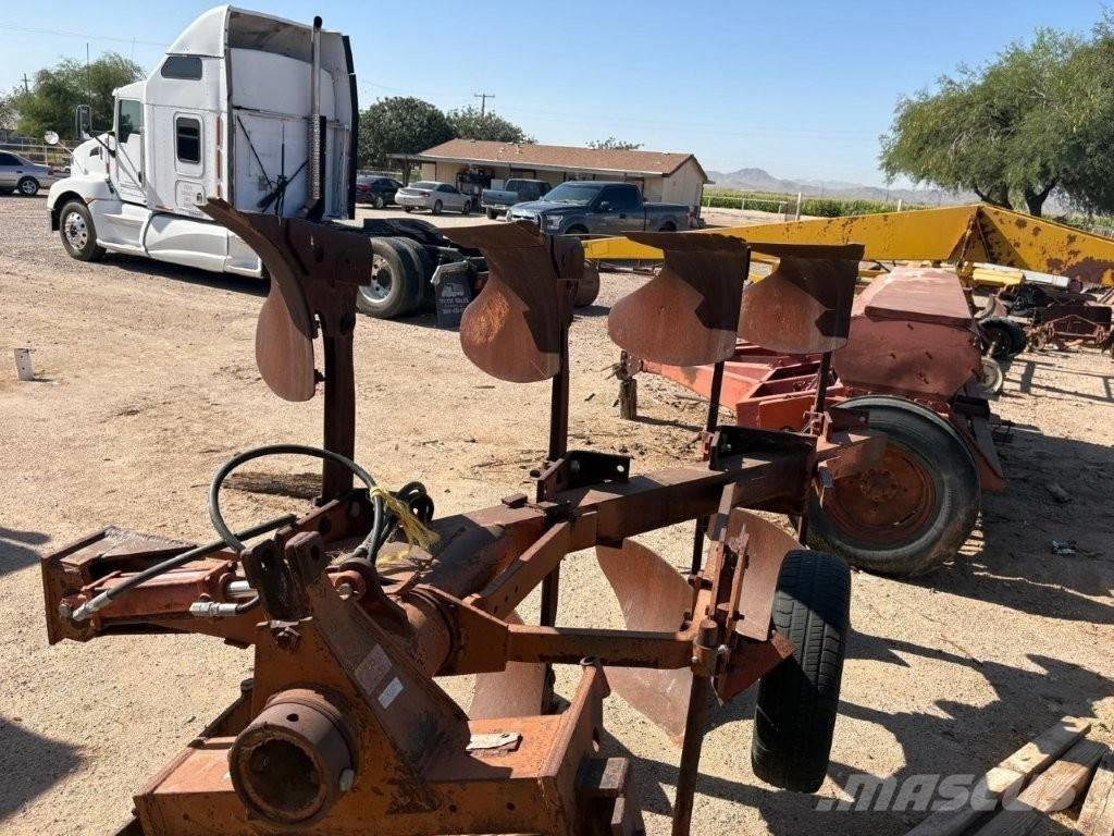 Case IH 140 plow Lisävarusteet ja komponentit