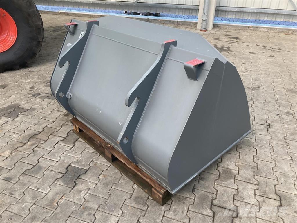 Kramer 1600 mm Etukuormaimen varusteet