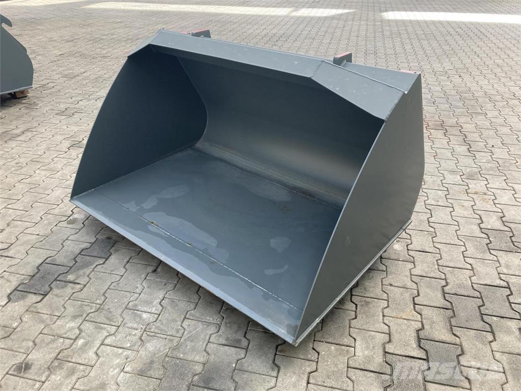 Kramer 1600 mm Etukuormaimen varusteet