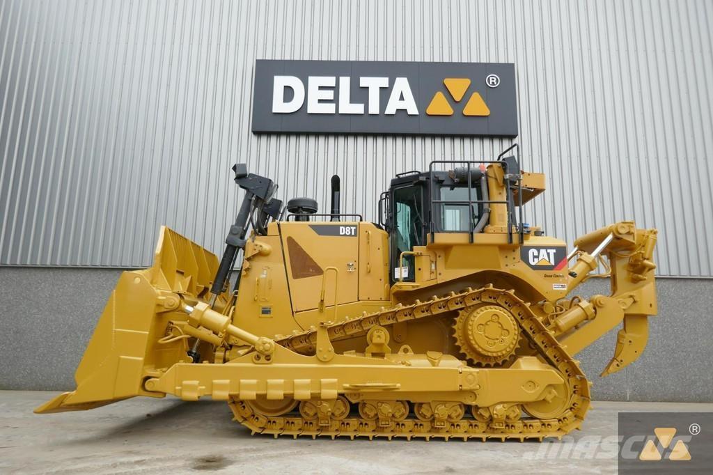 CAT D8T Telaketjupuskutraktorit