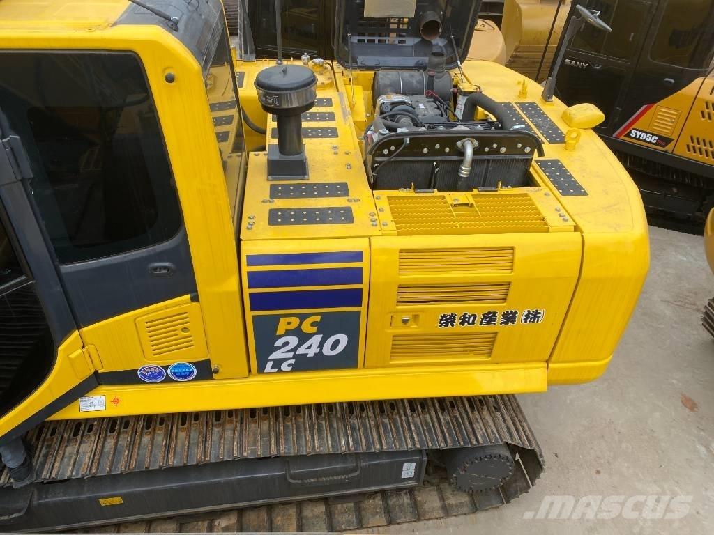 Komatsu PC 240 LC Telakaivukoneet