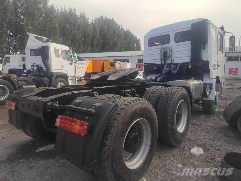 Shacman F3000 6x4 Vetopöytäautot