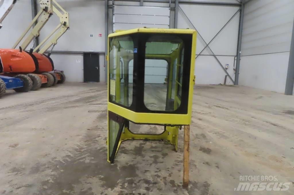 Yanmar Vio 75/SV100 Ohjaamo ja sisusta
